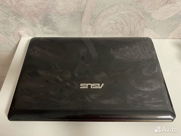 Ноутбук asus