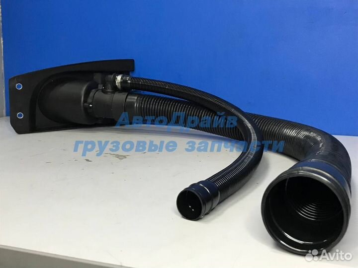 Горловина топливного бака Ивеко Дейли