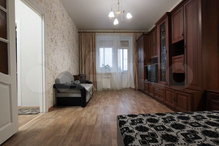 1-к. квартира, 37 м², 4/4 эт.
