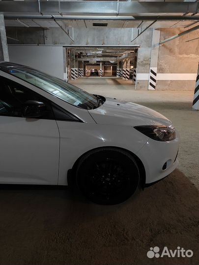 Прокат автомобиля с автозвуком, громкий авто