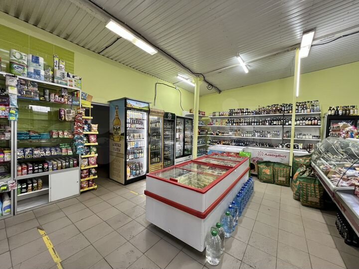 Склад, 710 м²