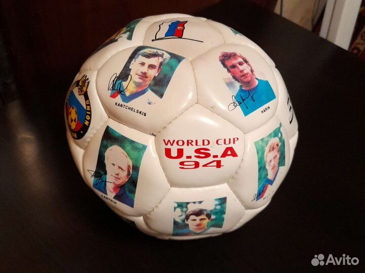 Футбольный мяч коллекционный с подписями Спартак