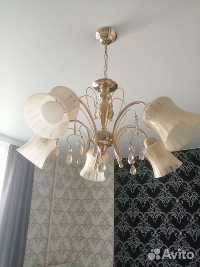 Люстра потолочная