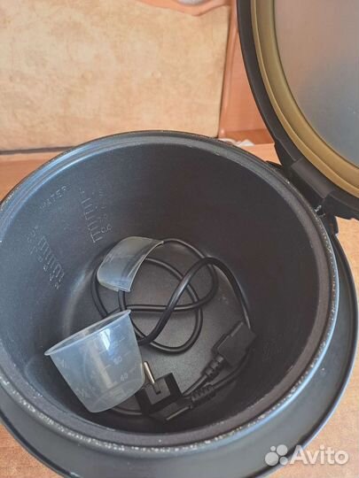 Мультиварка polaris pmc 0509ad