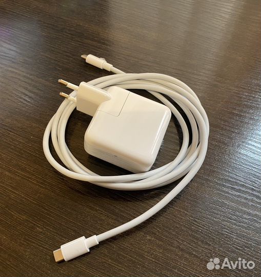 Apple USB - C Power Adapter 30W новый