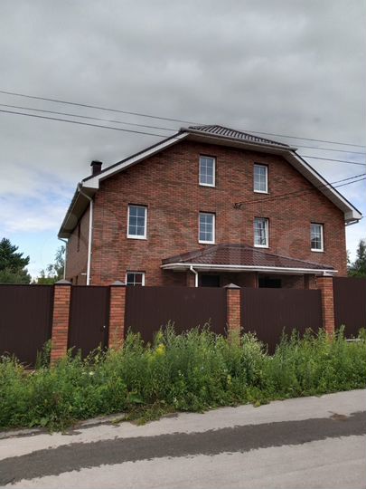 Таунхаус 189 м² на участке 6 сот.