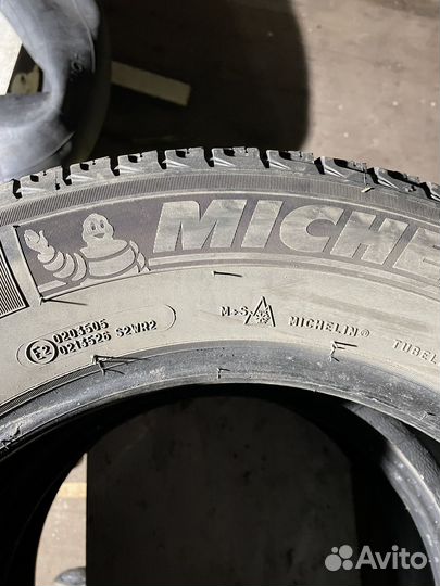 Michelin Agilis 41 Snow-Ice 215/60 R16