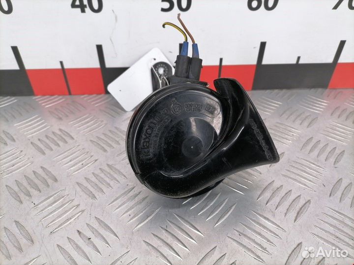 Сигнал (клаксон) Audi A6 4A/C4 1995 8D0951221