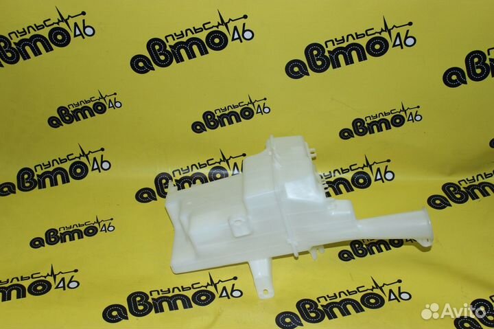 Бачок омывателя Киа Рио 5 Икс Лайн