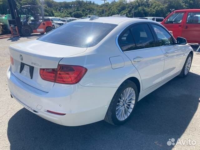 В разборе BMW 320d F30 из Японии