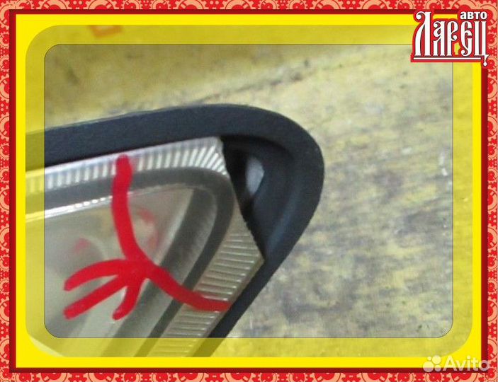 Фара Daihatsu Artis