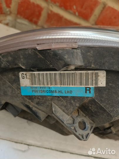 Фара правая Honda CR-V 2006-2012 под ксенон