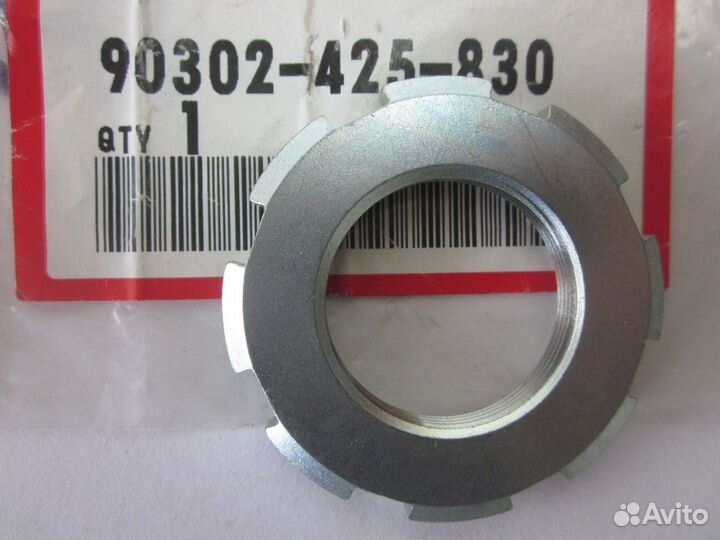 Гайка траверсы Honda