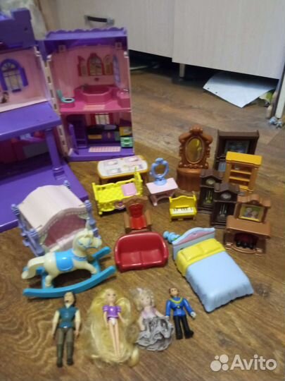 Домик кукольный