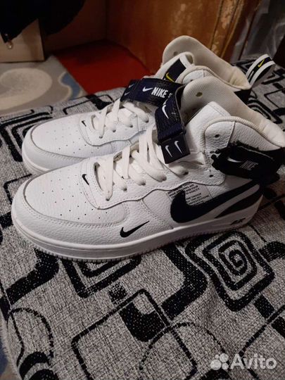 Кроссовки nike