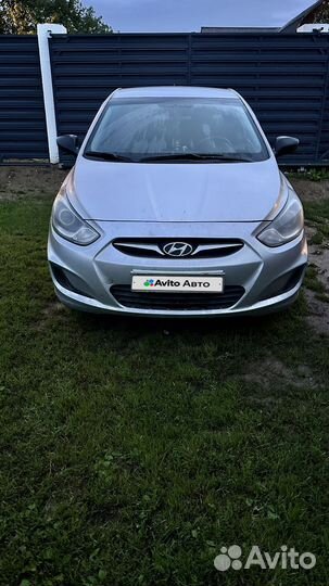 Hyundai Solaris 1.4 AT, 2012, 243 000 км