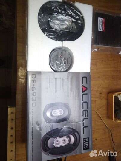 Продам автомагнитолу пионер и 4 динамика