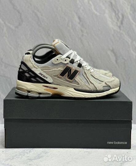 Кроссовки New Balance 1906