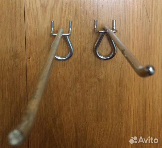 Крючки металические для перфорированной панели
