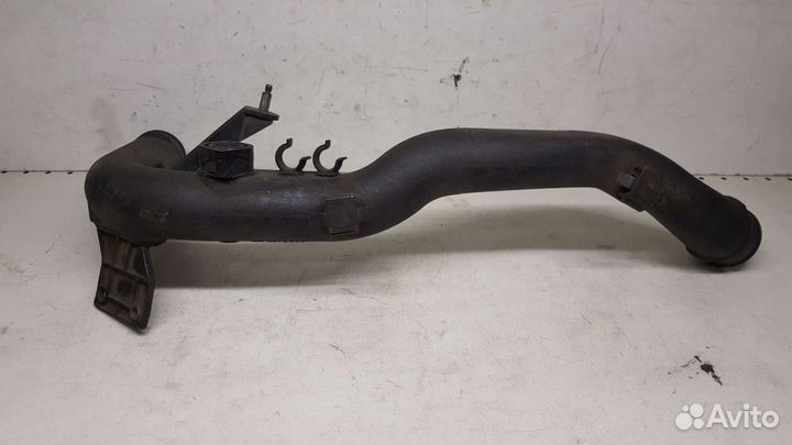 Патрубок интеркулера Volkswagen Passat 8D0145840S