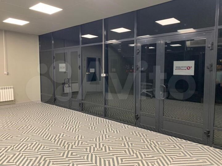 Свободного назначения в тс Пятерочка, 188 и 228 м²