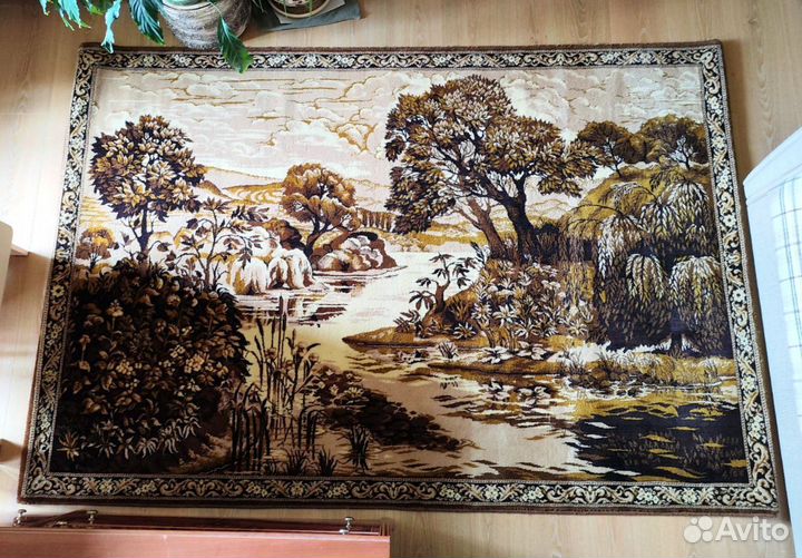 Ковёр шерстяной