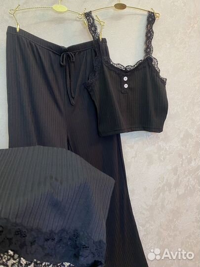 Брючный костюм женский