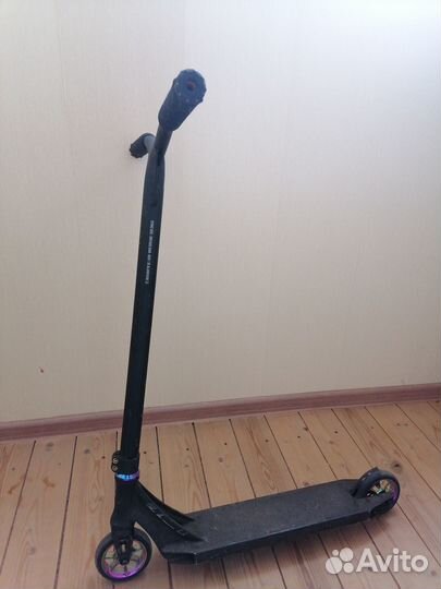Продам трюковый самокат erawan