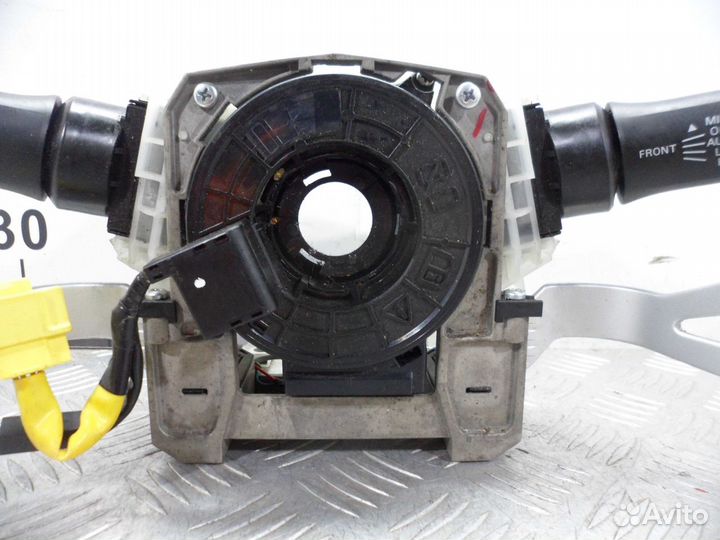 Переключатель подрулевой (стрекоза) Mitsubishi Out