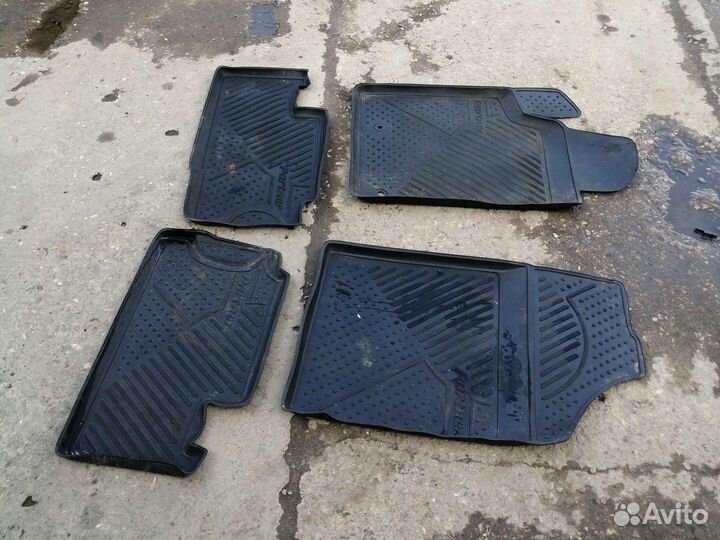 Автомобильные коврики резиновые peugeot партнёр