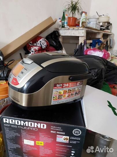 Мультиварка новая
