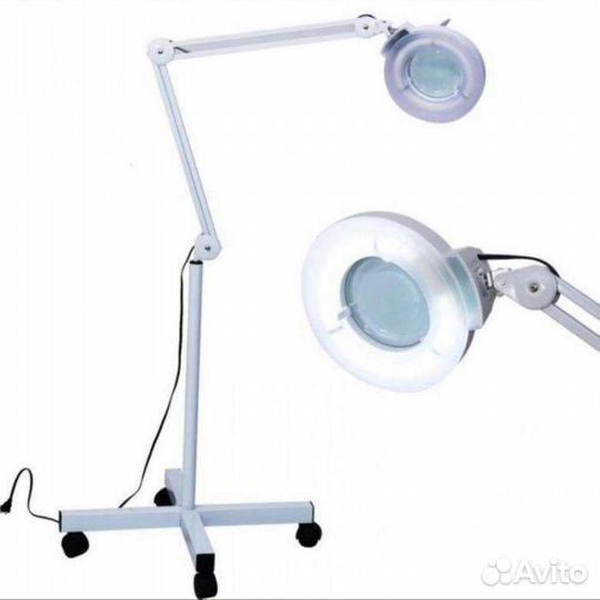 Лампа лупа новая, светодиодная, на колесах