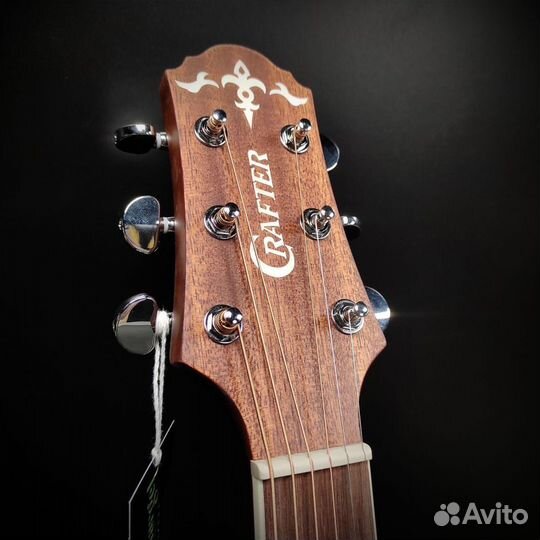 Трансакустический Crafter DE-7 + кейс