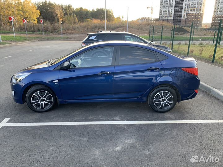 Hyundai Solaris 1.6 AT, 2015, 107 000 км