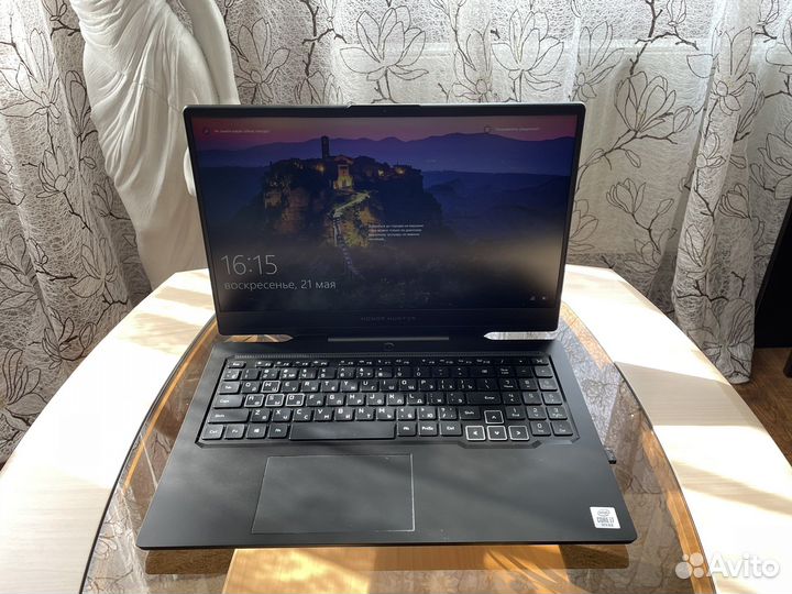 Ноутбук Honor Hunter V700