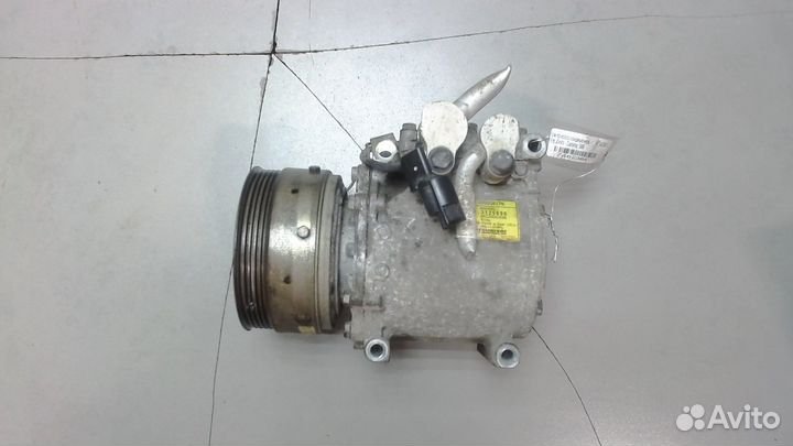 Компрессор кондиционера Mitsubishi Carisma, 1999