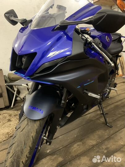 Yamaha YZF-R7