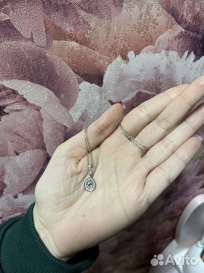 Кулон swarovski