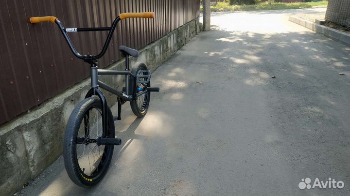 Велосипед BMX (custom)