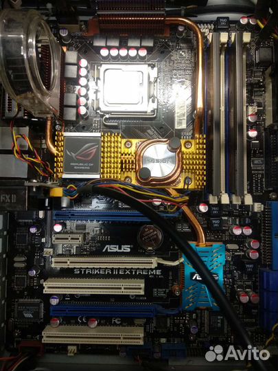Материнская плата Asus striker ll extreme + Q9550
