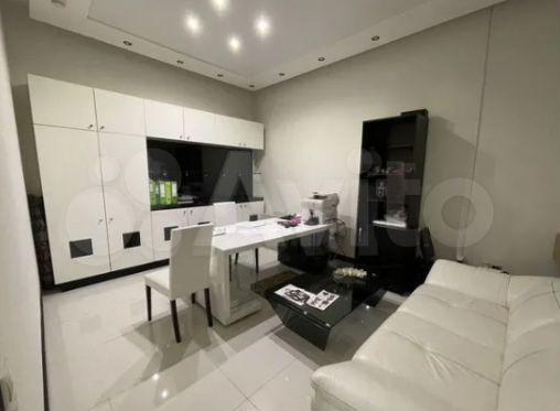 Торговое помещение 306м²