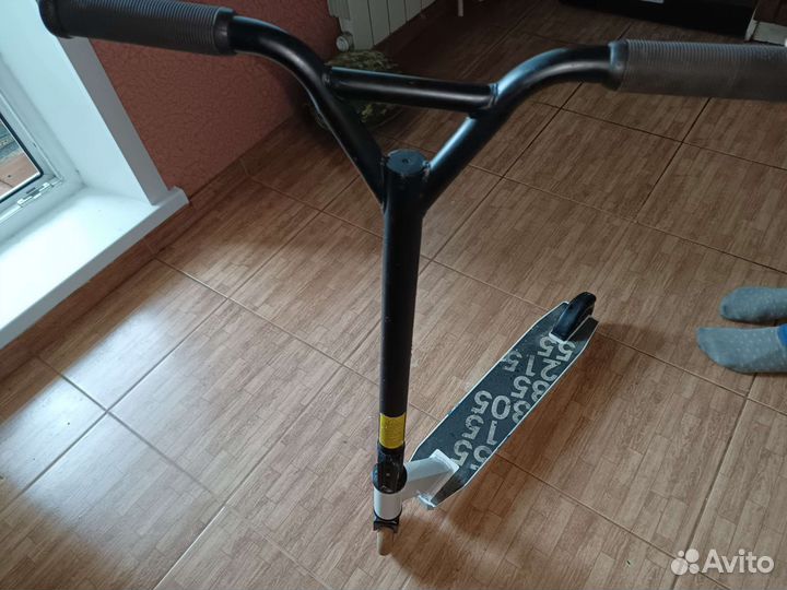 Трюковой самокат