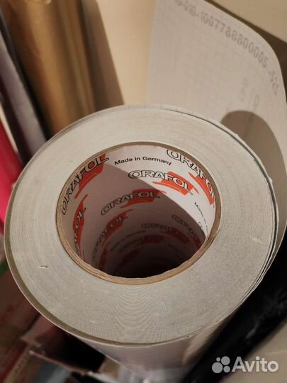 Пленка oracal 641 белая глянцевая рулон 1,26