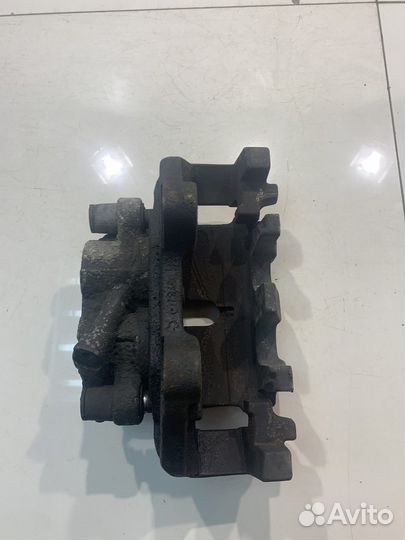 Тормозной суппорт (передний, левый)