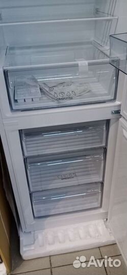 Холодильник girenje rk6201ew4