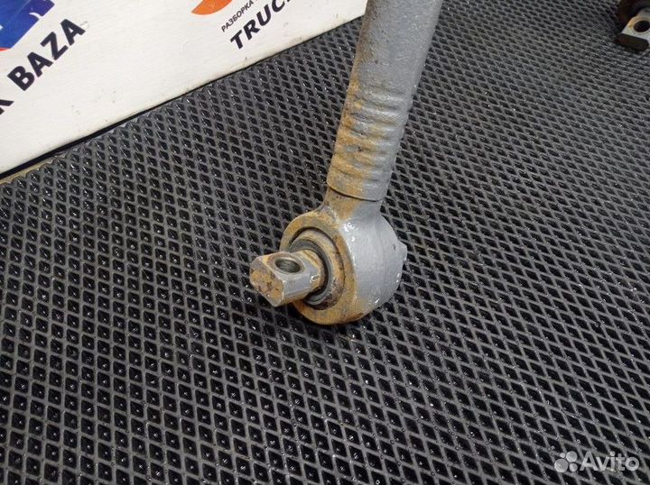 Тяга реактивная V-образная