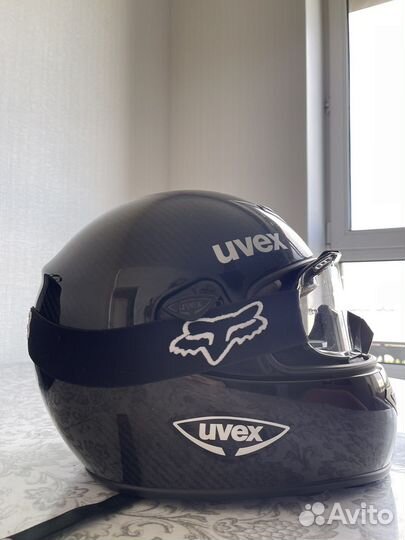 Мотошлем Uvex Onyx carbon