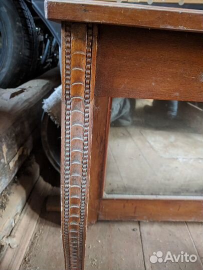 Консоль с зеркалом в антикварной резной раме