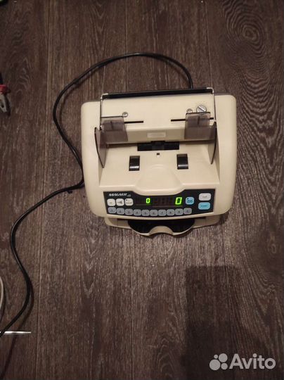 Счетчик банкнот Magner 15