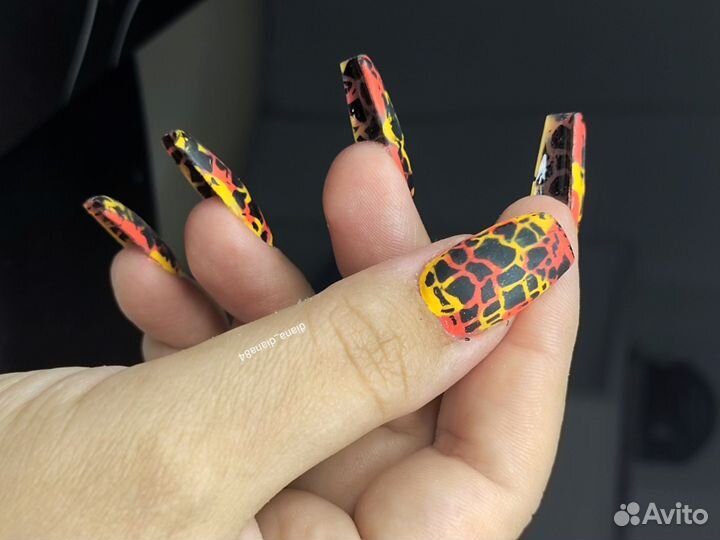 Маникюр, наращивание ногтей